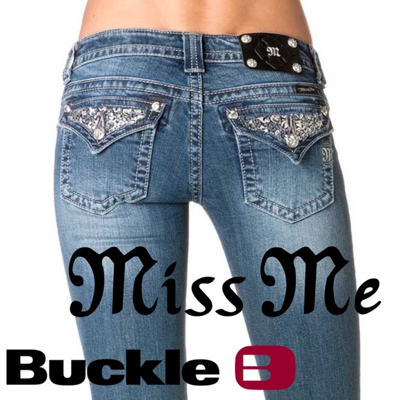 Miss Me Denim - Miss Me Studded Bling Capris JP6168P Size 25
